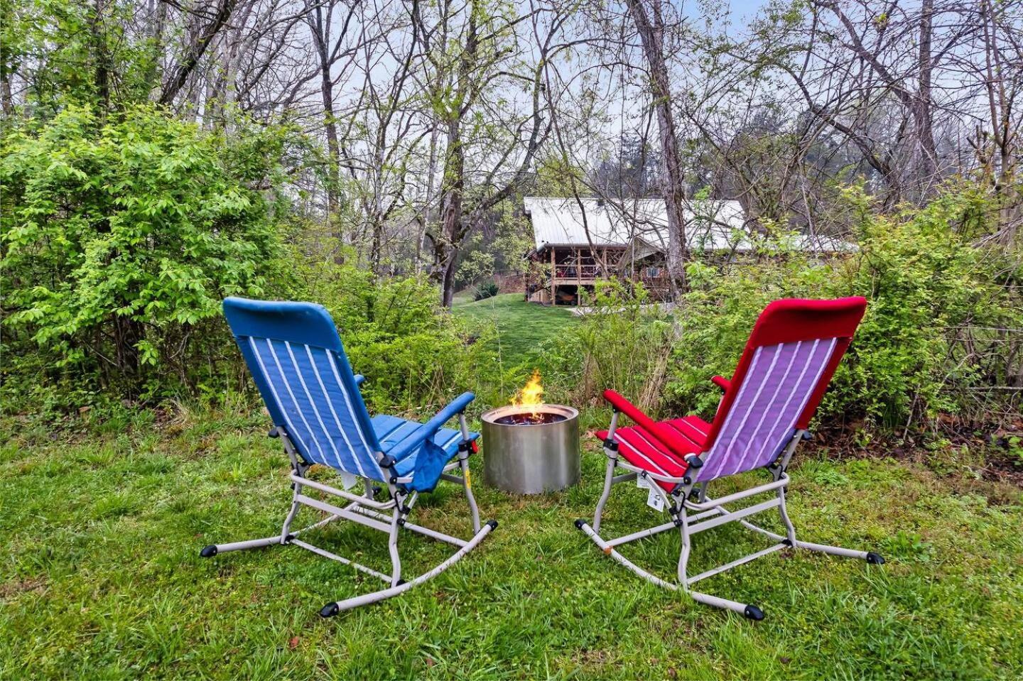 1 Mile To Pkwy, Pets, Hot Tub, Creekside, Porch Villa Pigeon Forge Exterior photo